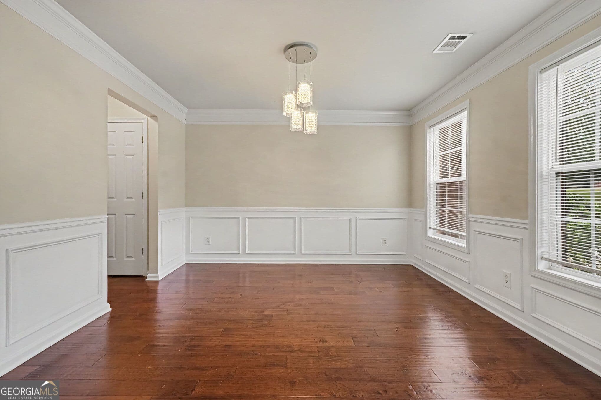 4 bedroom, 2.5 bathroom, 4,824 sq ft single family residence for sale at 3726 Campbell Creek Circle, Snellville, GA 30039 — photo 6