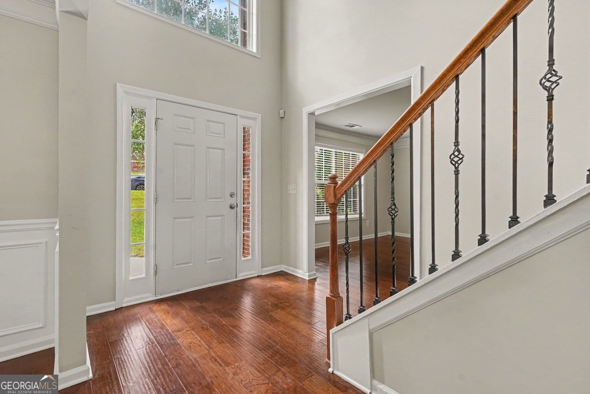 4 bedroom, 2.5 bathroom, 4,824 sq ft single family residence for sale at 3726 Campbell Creek Circle, Snellville, GA 30039 — photo 4