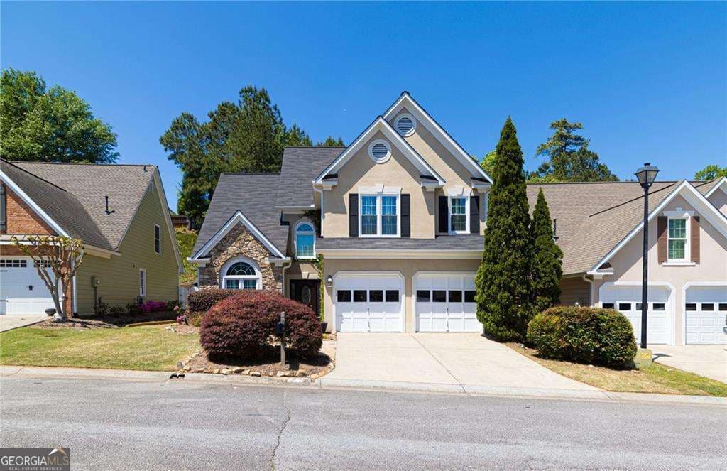 3 bedroom, 2.5 bathroom, 2,215 sq ft single family residence sold at 2103 Drogheda Lane, Marietta, GA 30066