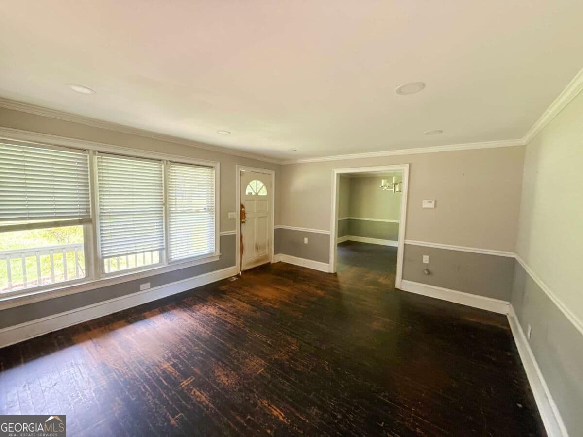 3 bedroom, 2 bathroom, 1,973 sq ft single family residence for sale at 1363 Boat Rock Road, Atlanta, GA 30331 — photo 6