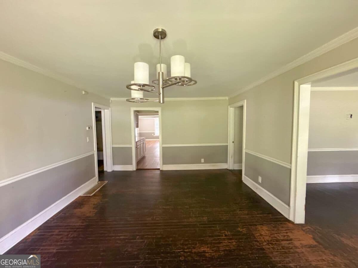 3 bedroom, 2 bathroom, 1,973 sq ft single family residence for sale at 1363 Boat Rock Road, Atlanta, GA 30331 — photo 7