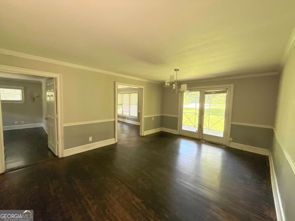 3 bedroom, 2 bathroom, 1,973 sq ft single family residence for sale at 1363 Boat Rock Road, Atlanta, GA 30331 — photo 9