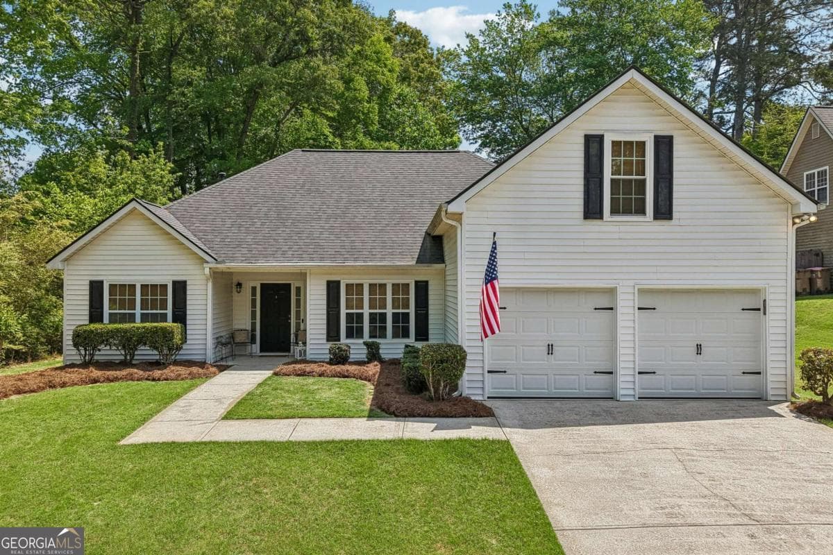 3 bedroom, 2 bathroom, 1,829 sq ft single family residence sold at 3622 Goldenrod Lane, Buford, GA 30519