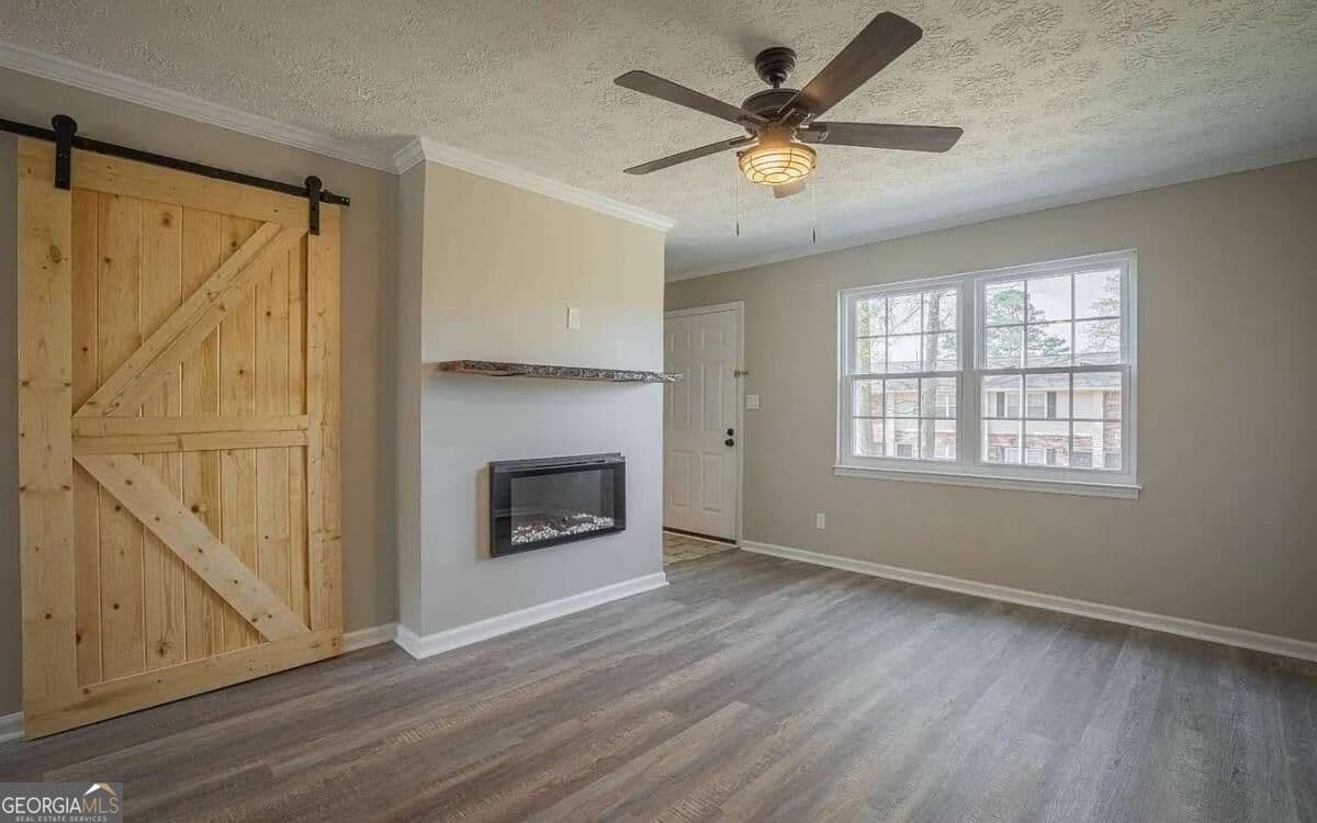 2 bedroom, 1.5 bathroom single family residence for rent at 1235 Riverside Drive D1, Gainesville, GA 30501 for $1,600 a month — photo 10