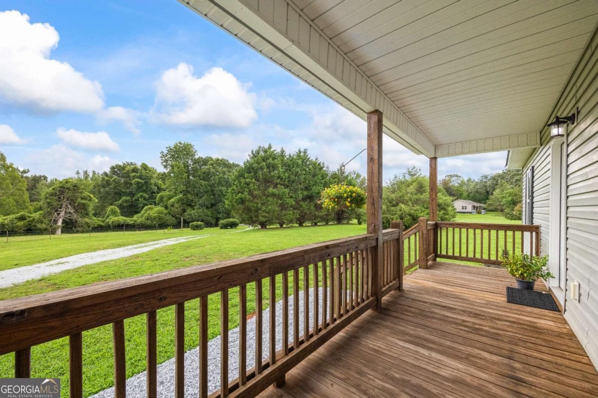 4 bedroom, 3 bathroom, 2,447 sq ft single family residence for sale at 1718 Ed Bennett Road, Nicholson, GA 30565 — photo 9