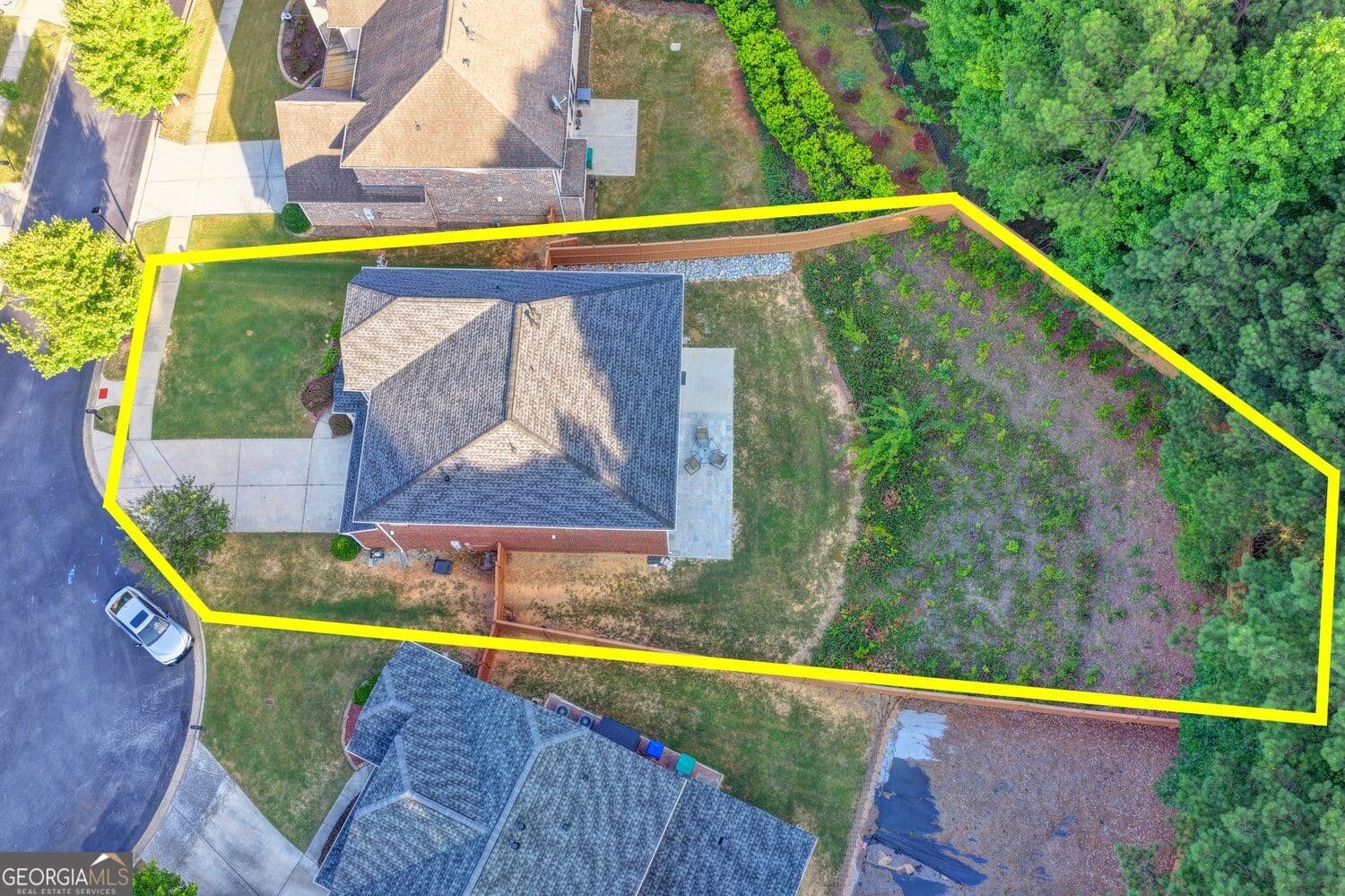 5 bedroom, 4 bathroom, 3,235 sq ft single family residence for sale at 2520 Northmont Parkway, Duluth, GA 30097 — photo 6