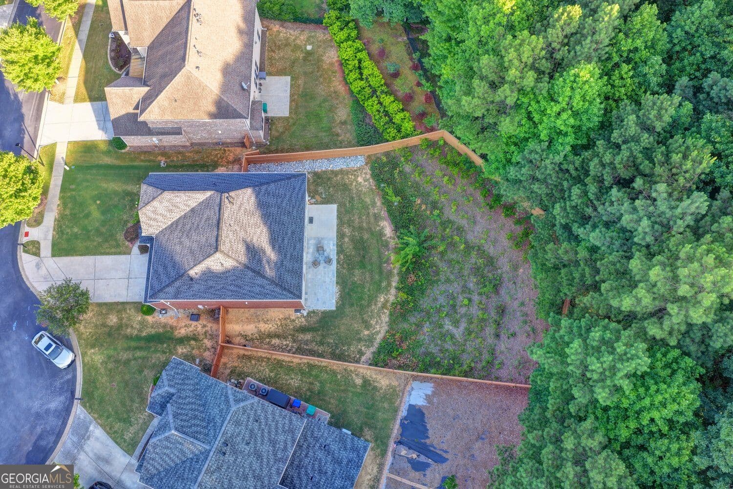 5 bedroom, 4 bathroom, 3,235 sq ft single family residence for sale at 2520 Northmont Parkway, Duluth, GA 30097 — photo 9