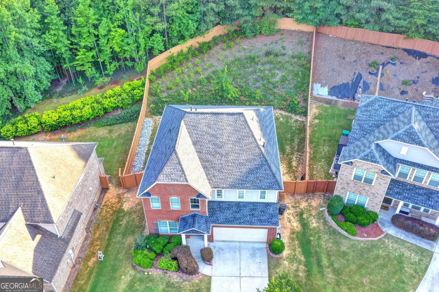 5 bedroom, 4 bathroom, 3,235 sq ft single family residence for sale at 2520 Northmont Parkway, Duluth, GA 30097 — photo 4