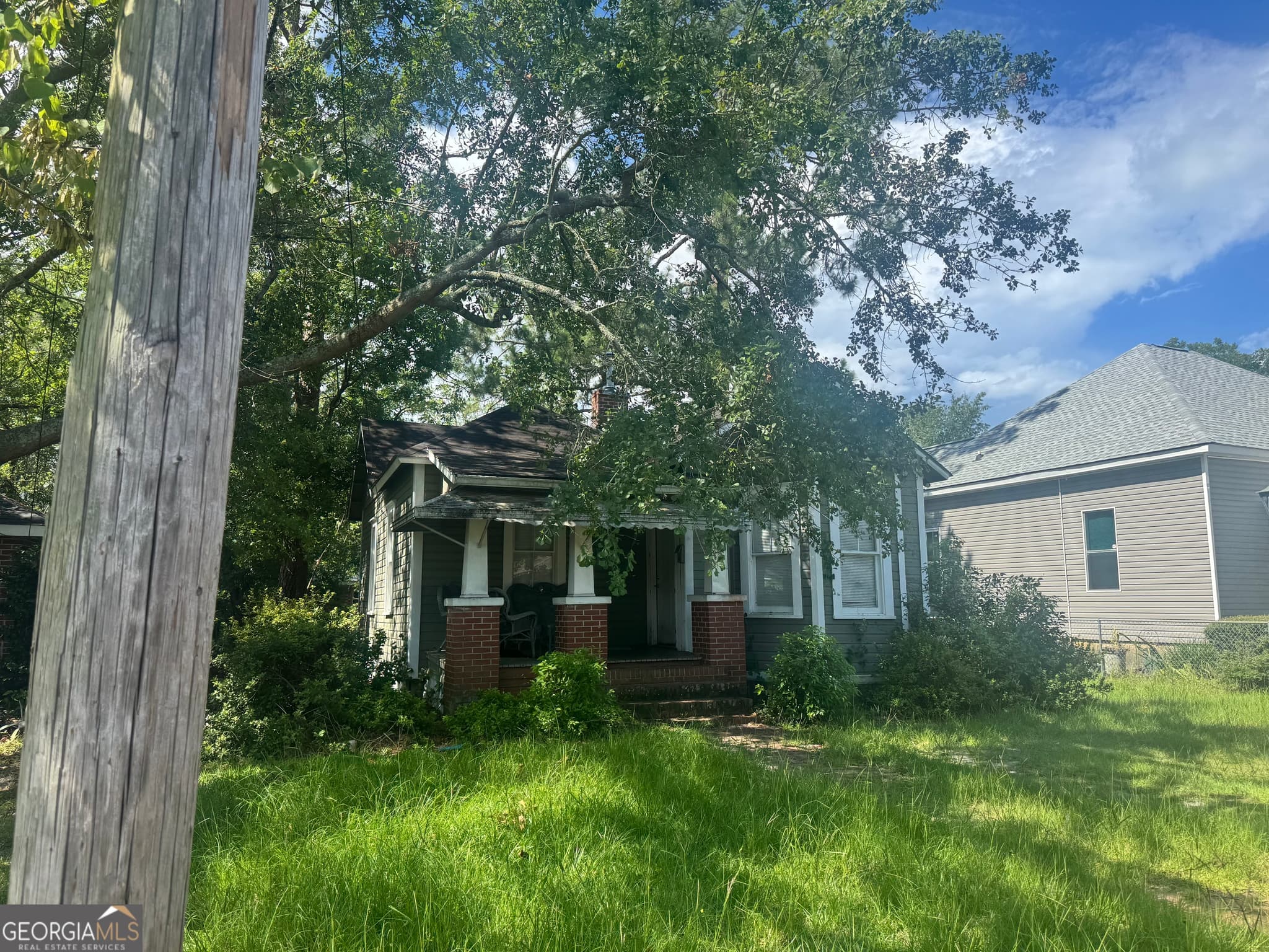 3 bedroom, 1 bathroom, 1,079 sq ft single family residence for sale at 1107 Elizabeth Street, Waycross, GA 31503 — photo 2