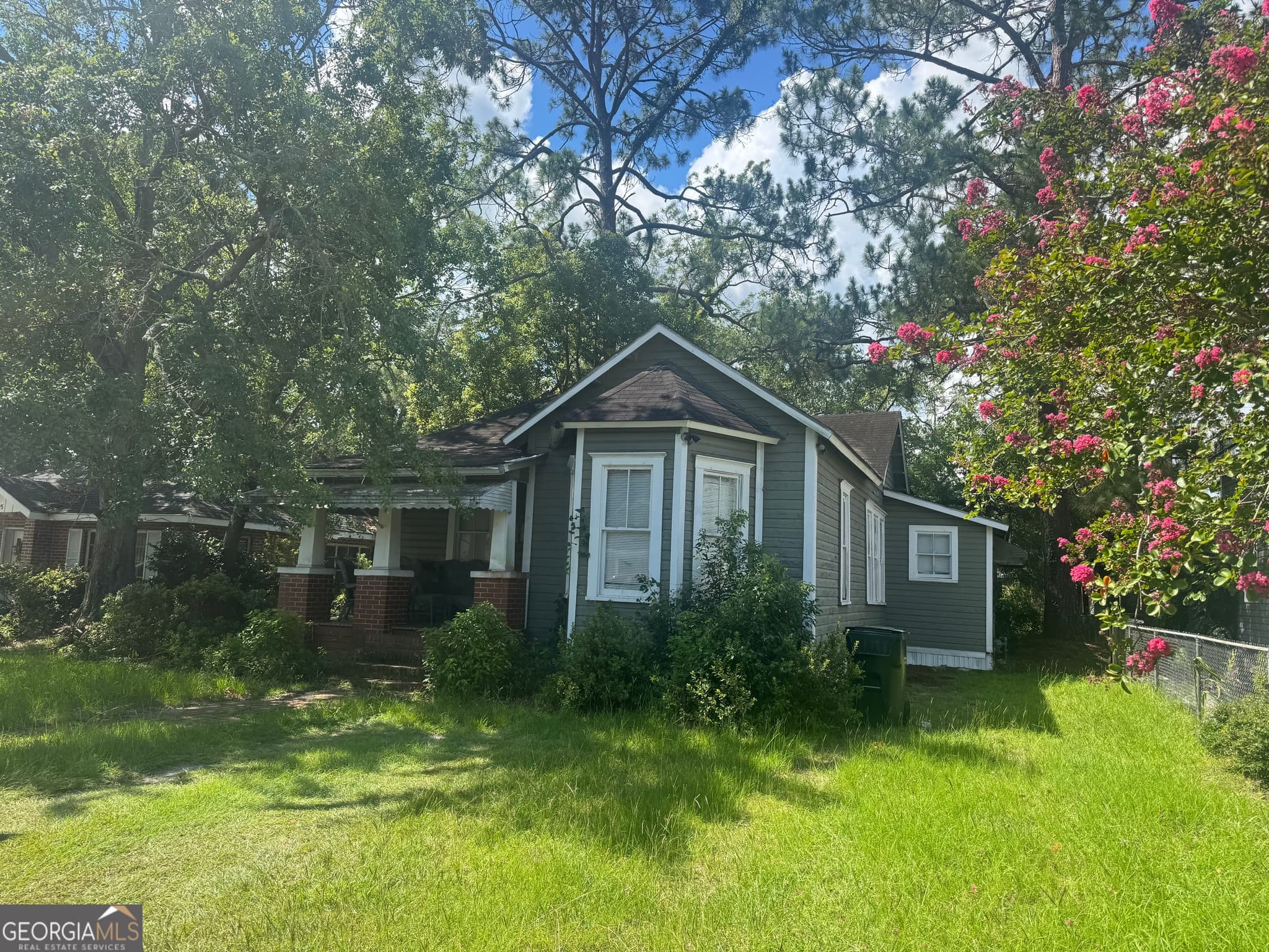 3 bedroom, 1 bathroom, 1,079 sq ft single family residence for sale at 1107 Elizabeth Street, Waycross, GA 31503