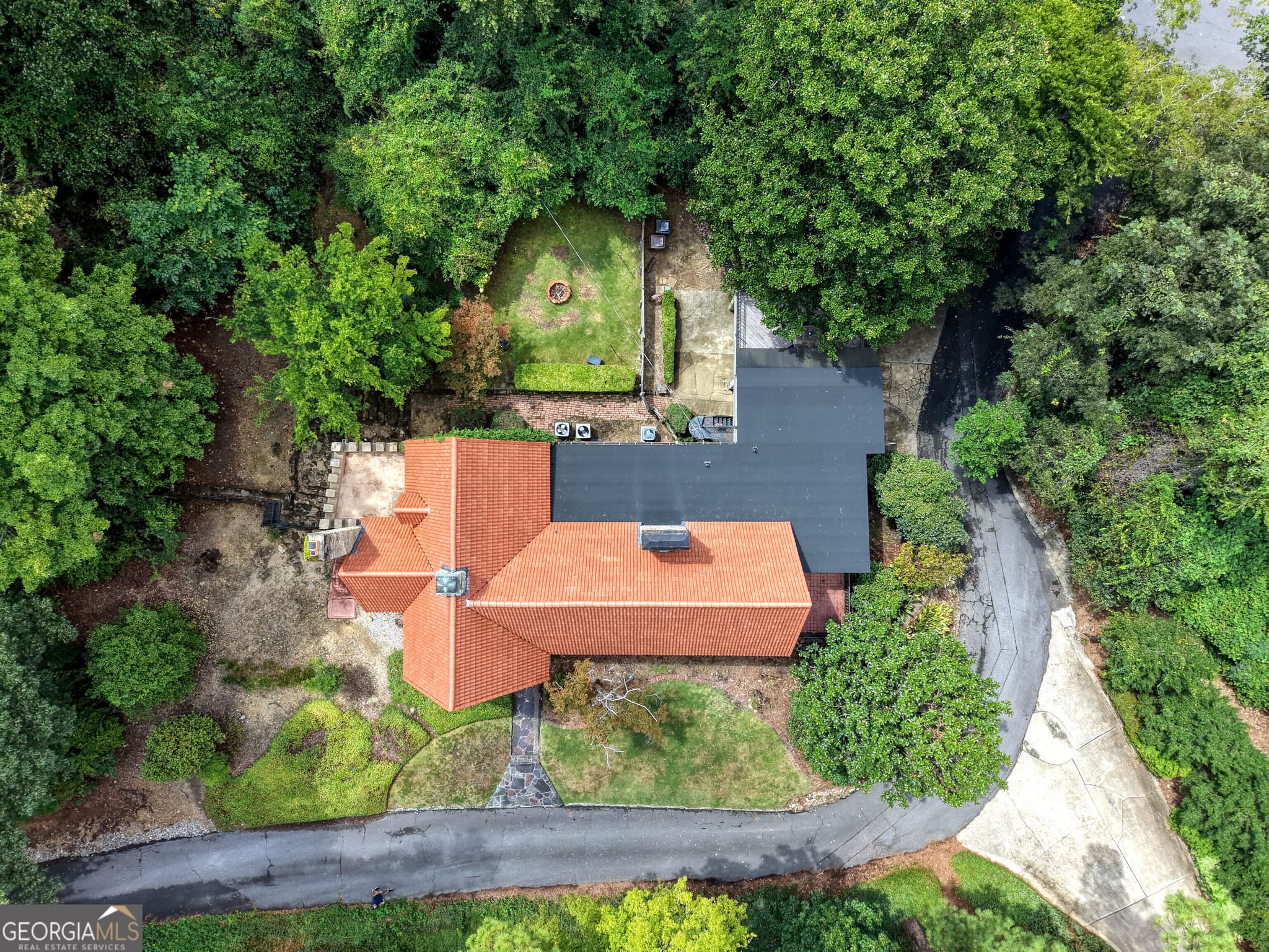 3 bedroom, 4 bathroom, 3,017 sq ft single family residence for sale at 1414 Dinglewood Drive, Columbus, GA 31906 — photo 6