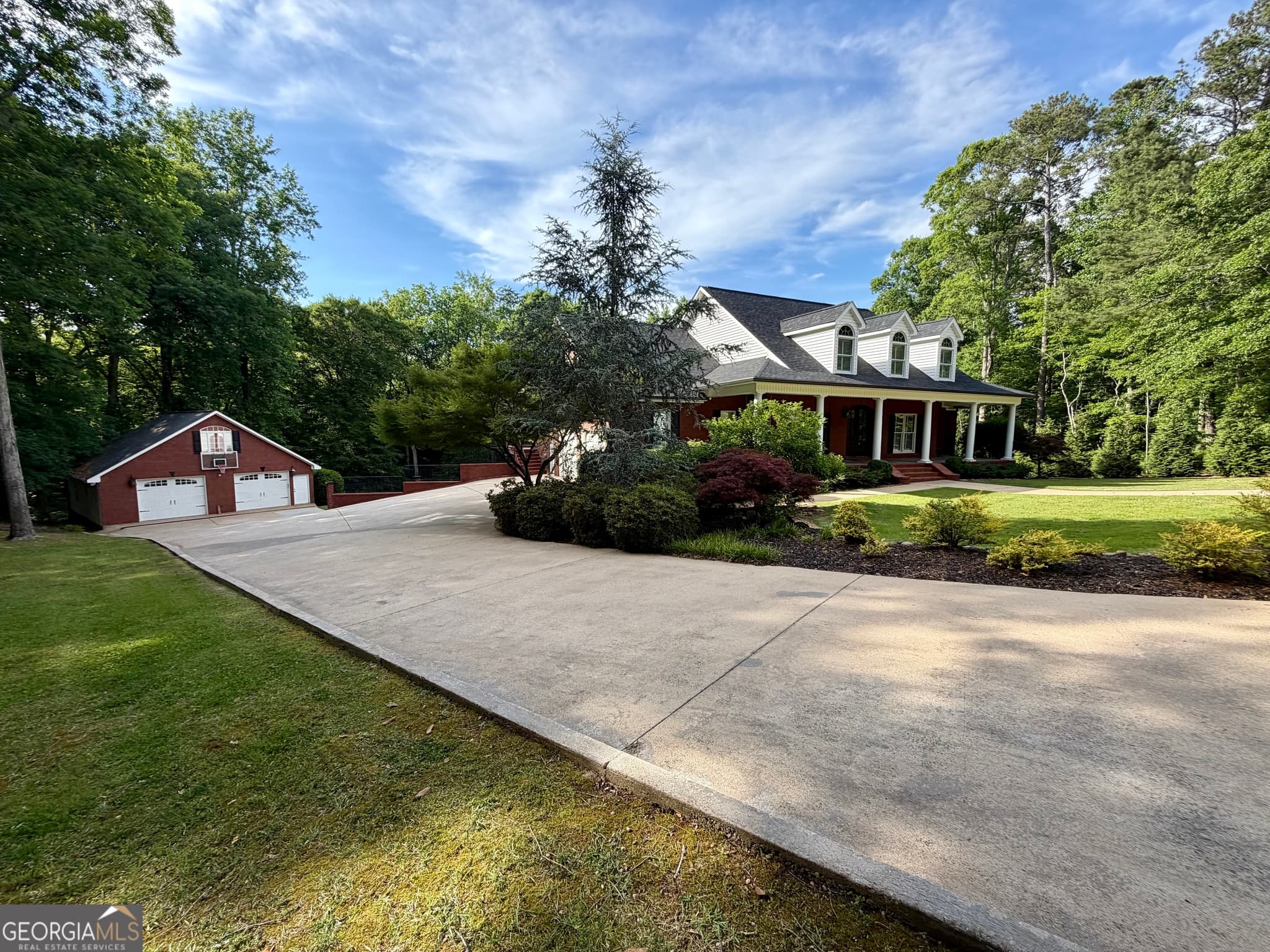 5 bedroom, 4 bathroom, 5,044 sq ft single family residence for sale at 1836 Morningside Tr, Elberton, GA 30635 — photo 9