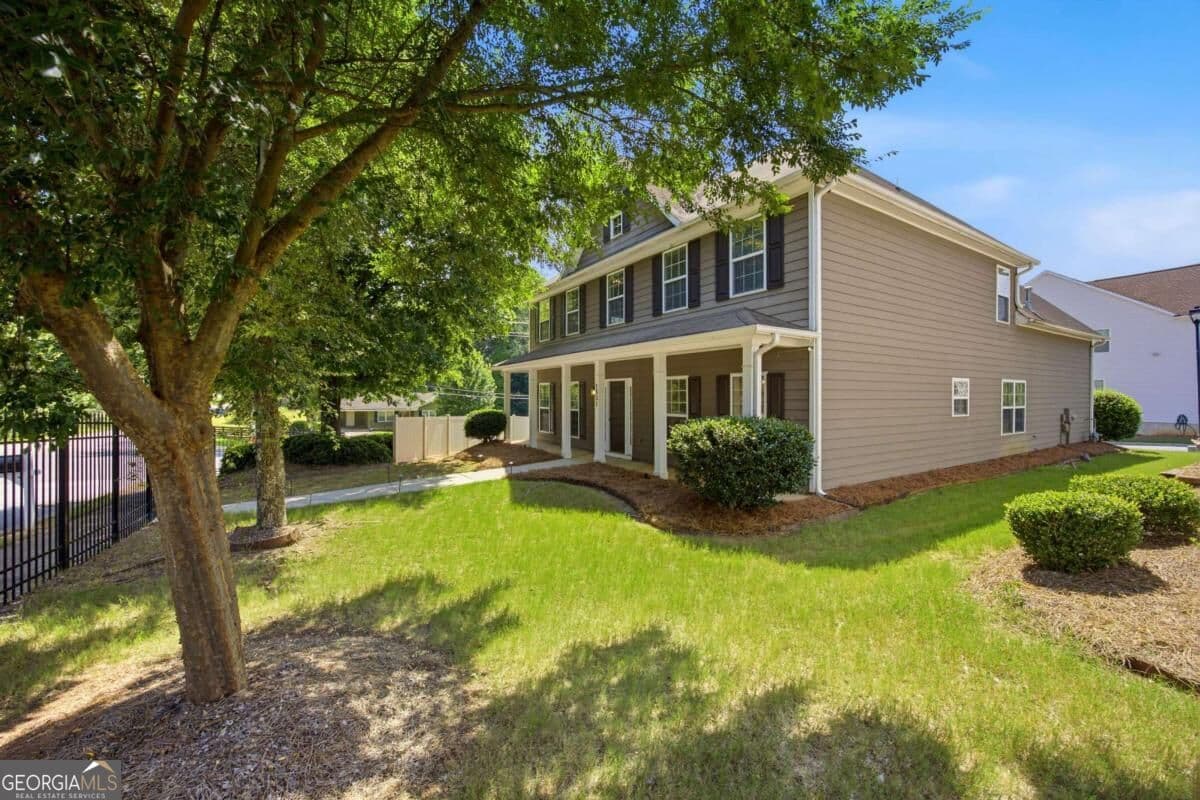 4 bedroom, 2.5 bathroom, 2,955 sq ft single family residence for rent at 1851 Brighton Boulevard, Atlanta, GA 30316 for $2,995 a month — photo 2