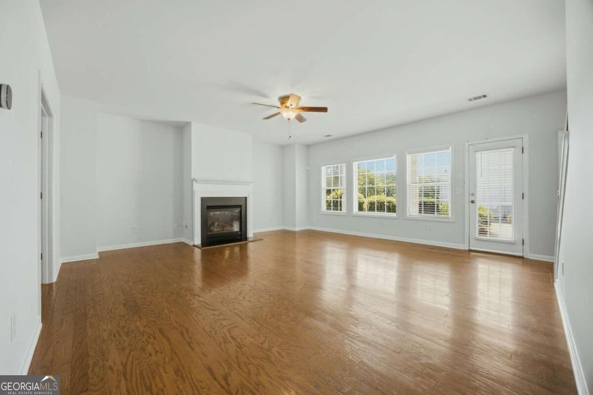 4 bedroom, 2.5 bathroom, 2,955 sq ft single family residence for rent at 1851 Brighton Boulevard, Atlanta, GA 30316 for $2,995 a month — photo 9