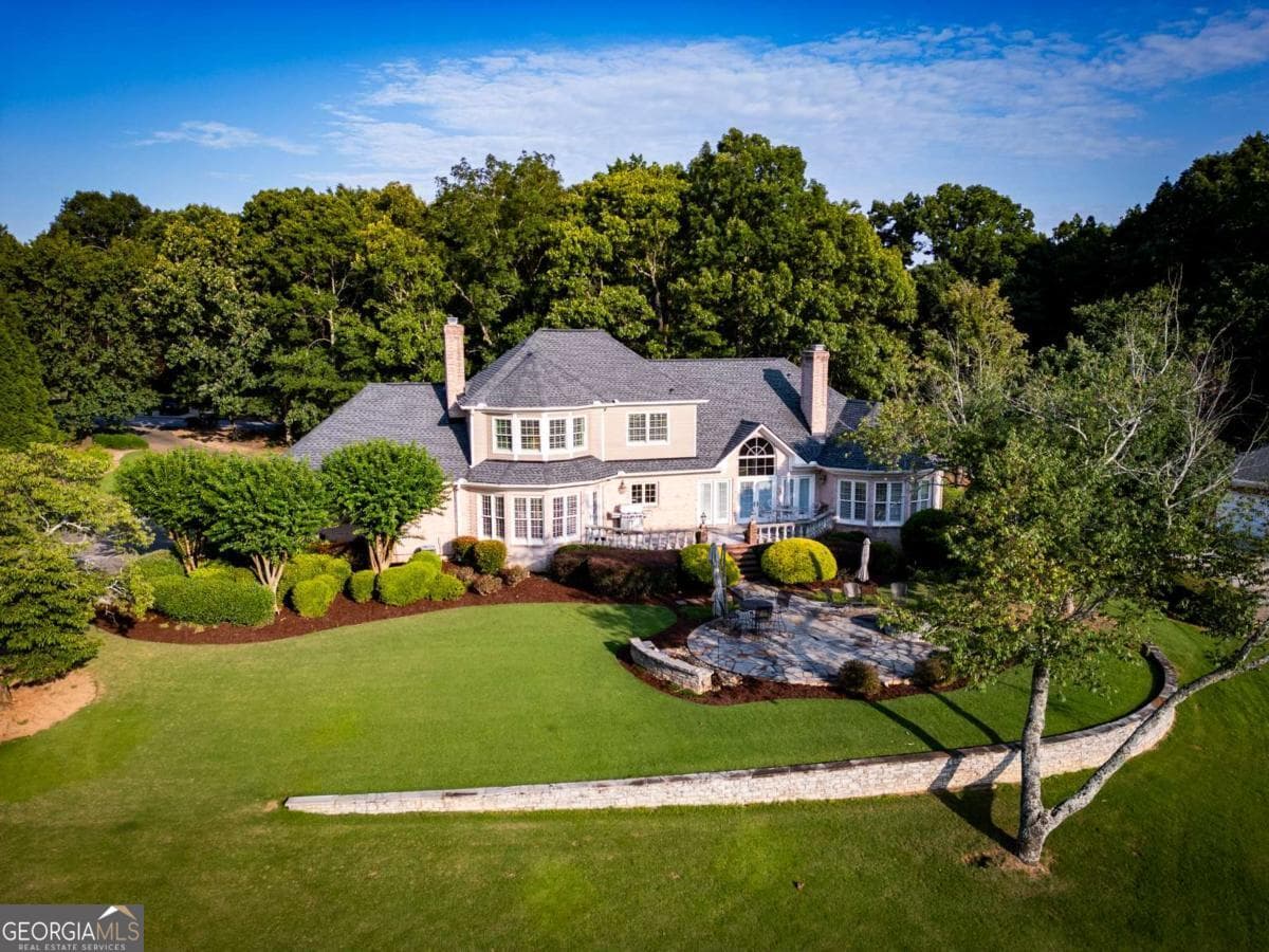 3 bedroom, 3.5 bathroom, 3,446 sq ft single family residence for sale at 1010 Forrest Hills Point, Watkinsville, GA 30677 — photo 10