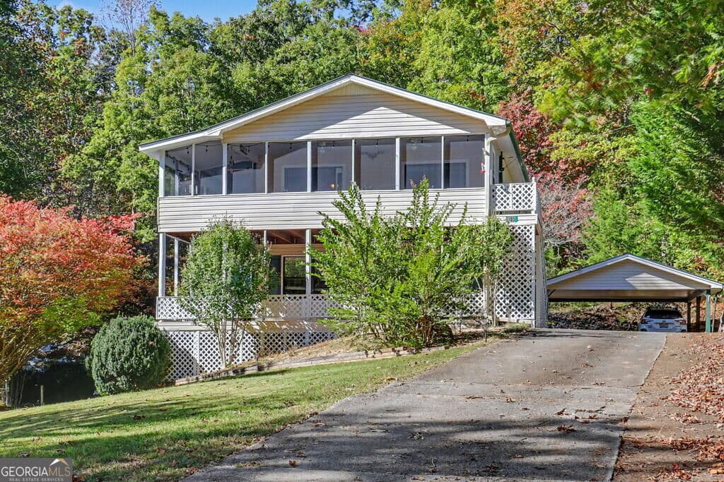 3 bedroom, 2 bathroom single family residence for sale at 305 Gander Gap Road, Hiawassee, GA 30546 — photo 5