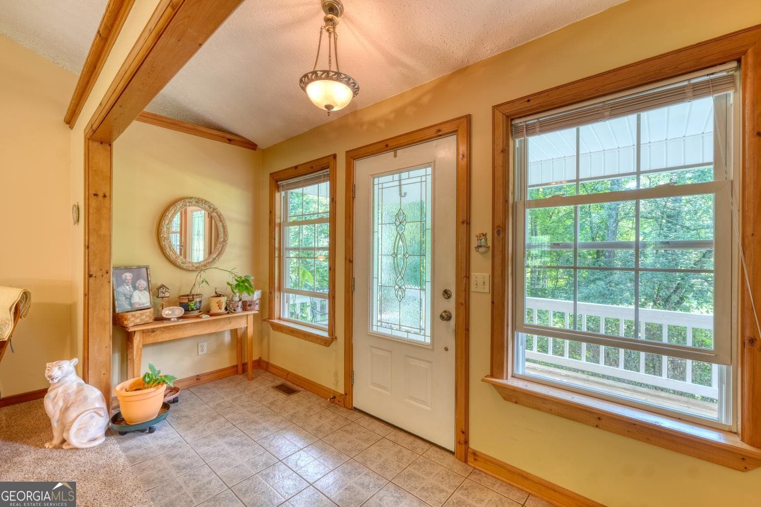 3 bedroom, 2.5 bathroom, 2,632 sq ft single family residence for sale at 115 Ledge Lane, Blairsville, GA 30512 — photo 2
