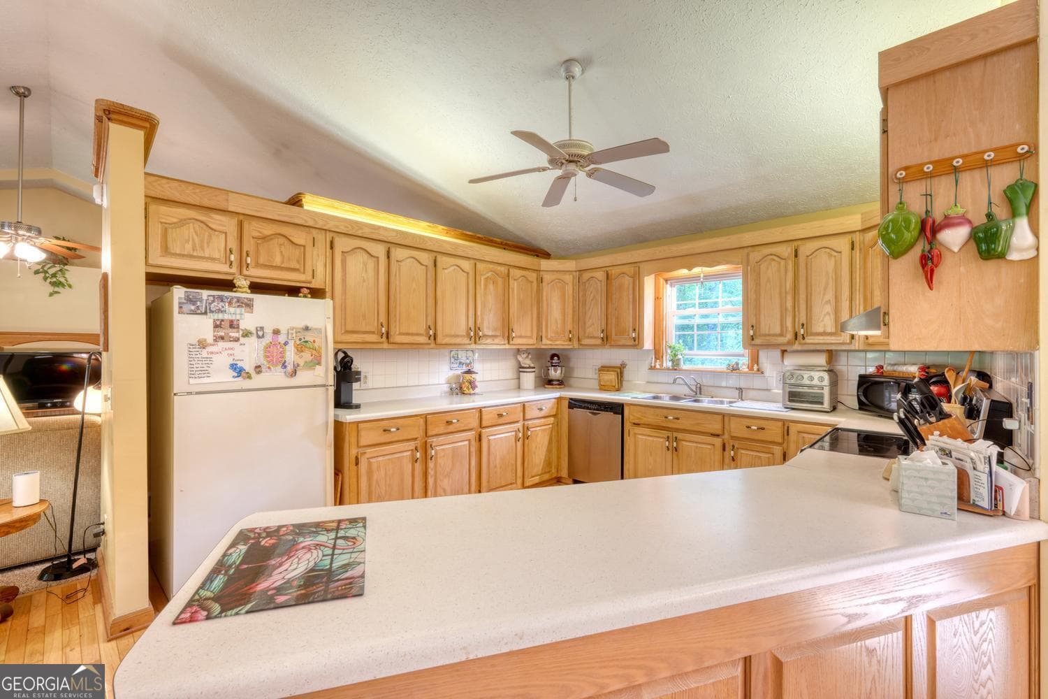 3 bedroom, 2.5 bathroom, 2,632 sq ft single family residence for sale at 115 Ledge Lane, Blairsville, GA 30512 — photo 10