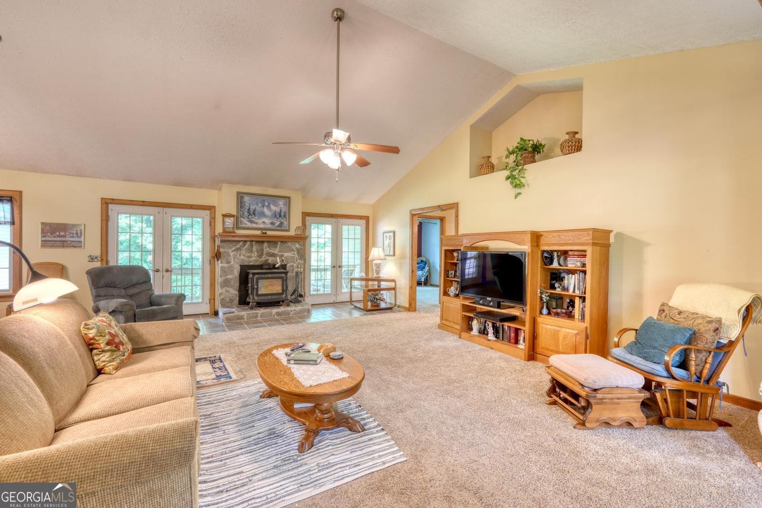 3 bedroom, 2.5 bathroom, 2,632 sq ft single family residence for sale at 115 Ledge Lane, Blairsville, GA 30512 — photo 4