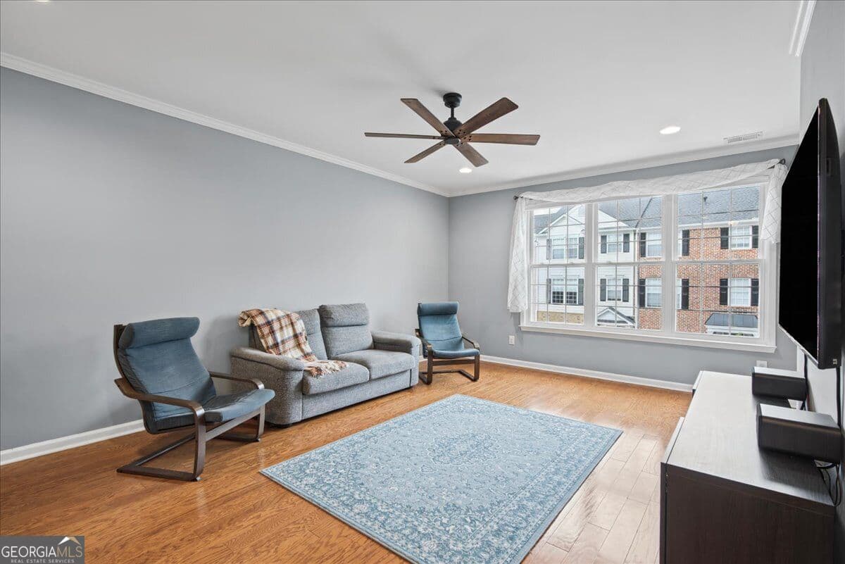 4 bedroom, 3.5 bathroom townhouse for sale at 3801 Chattahoochee Summit Drive 5, Atlanta, GA 30339 — photo 6