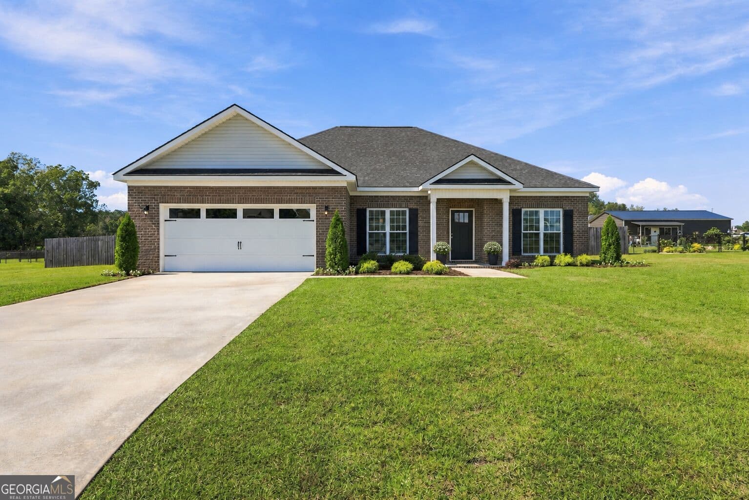 3 bedroom, 2 bathroom, 1,646 sq ft single family residence for sale at 504 Winter Way, Statesboro, GA 30458 — photo 3
