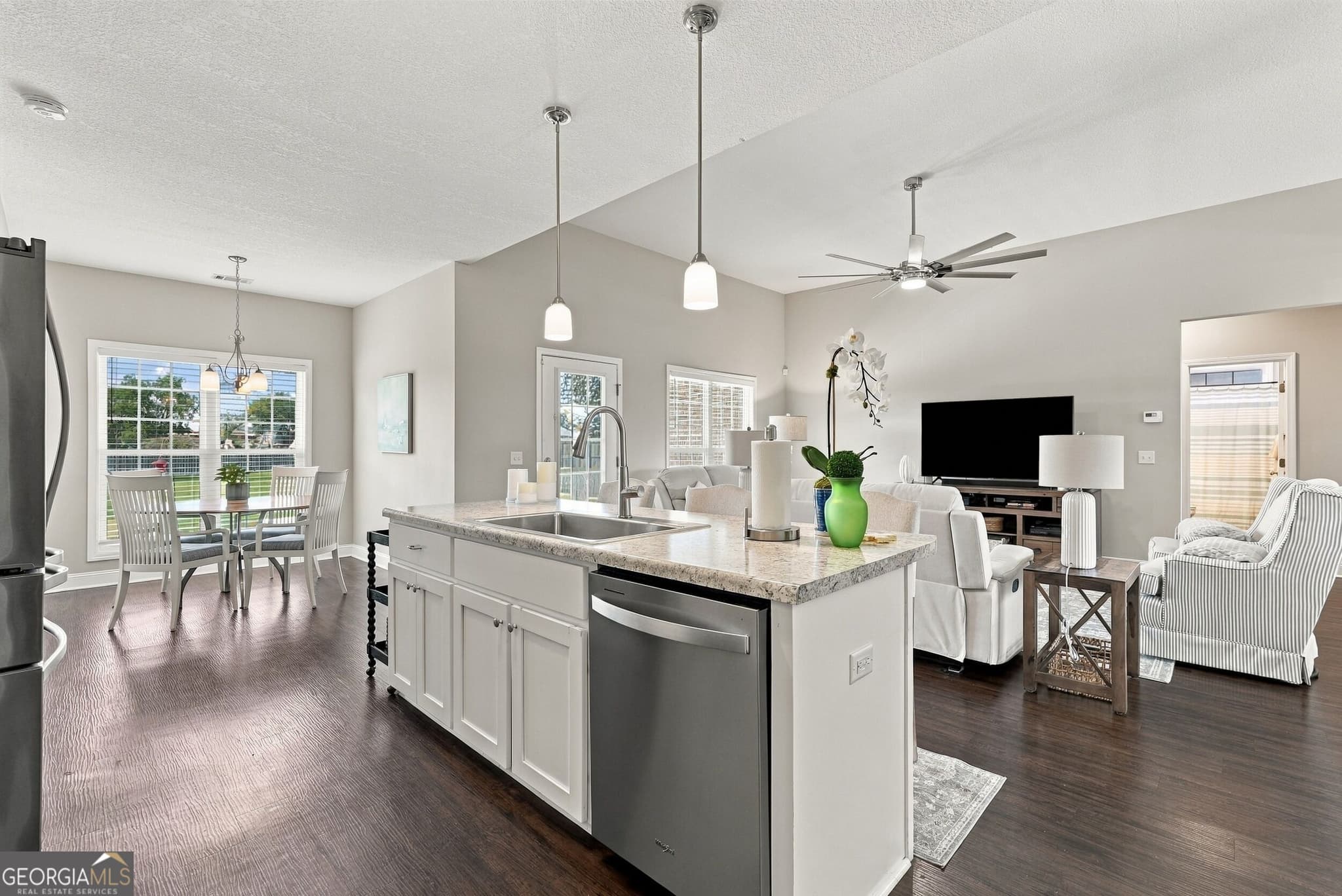 3 bedroom, 2 bathroom, 1,646 sq ft single family residence for sale at 504 Winter Way, Statesboro, GA 30458 — photo 9