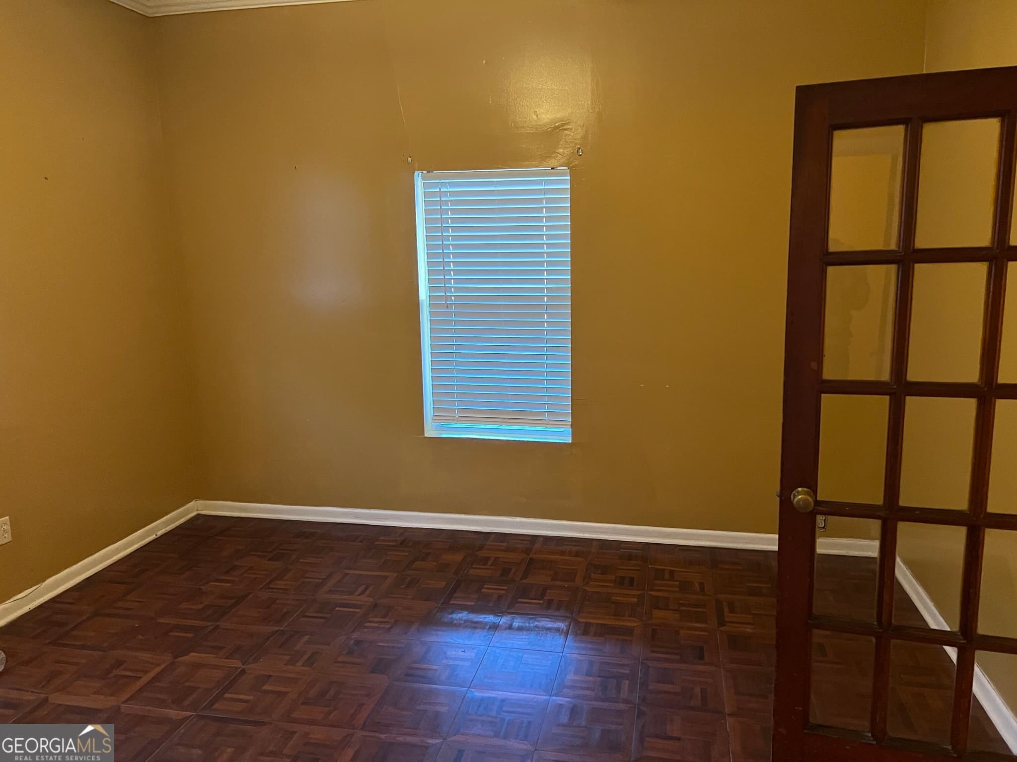 2 bedroom, 2 bathroom, 1,035 sq ft single family residence under contract at 2011 Albany Street, Brunswick, GA 31520 — photo 2