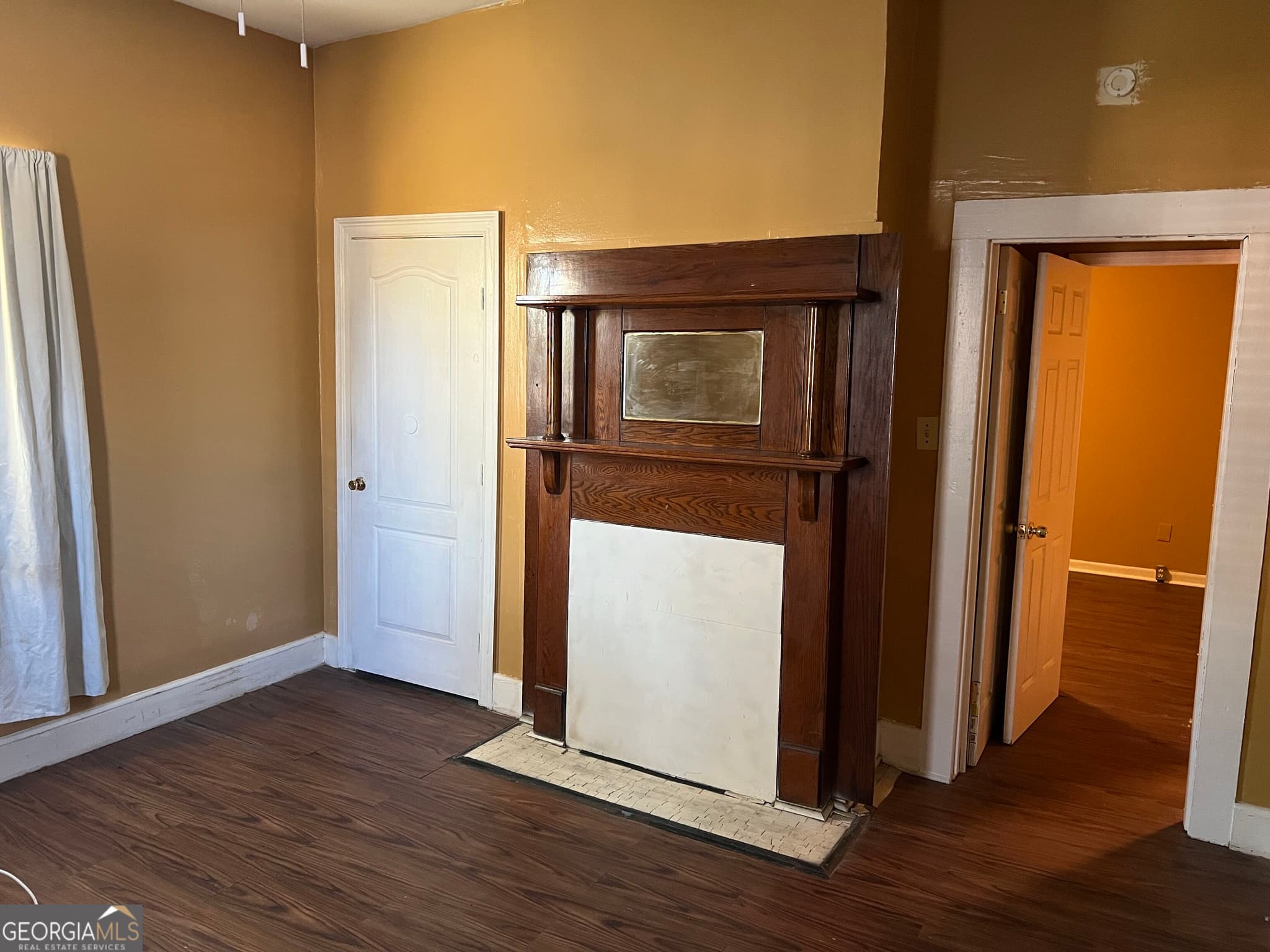 2 bedroom, 2 bathroom, 1,035 sq ft single family residence under contract at 2011 Albany Street, Brunswick, GA 31520 — photo 7