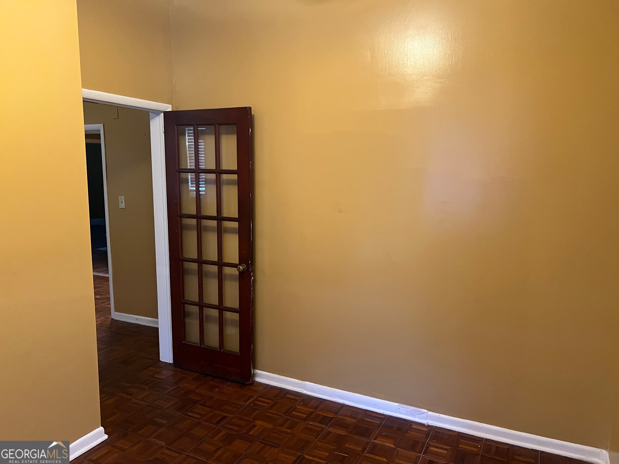 2 bedroom, 2 bathroom, 1,035 sq ft single family residence under contract at 2011 Albany Street, Brunswick, GA 31520 — photo 3
