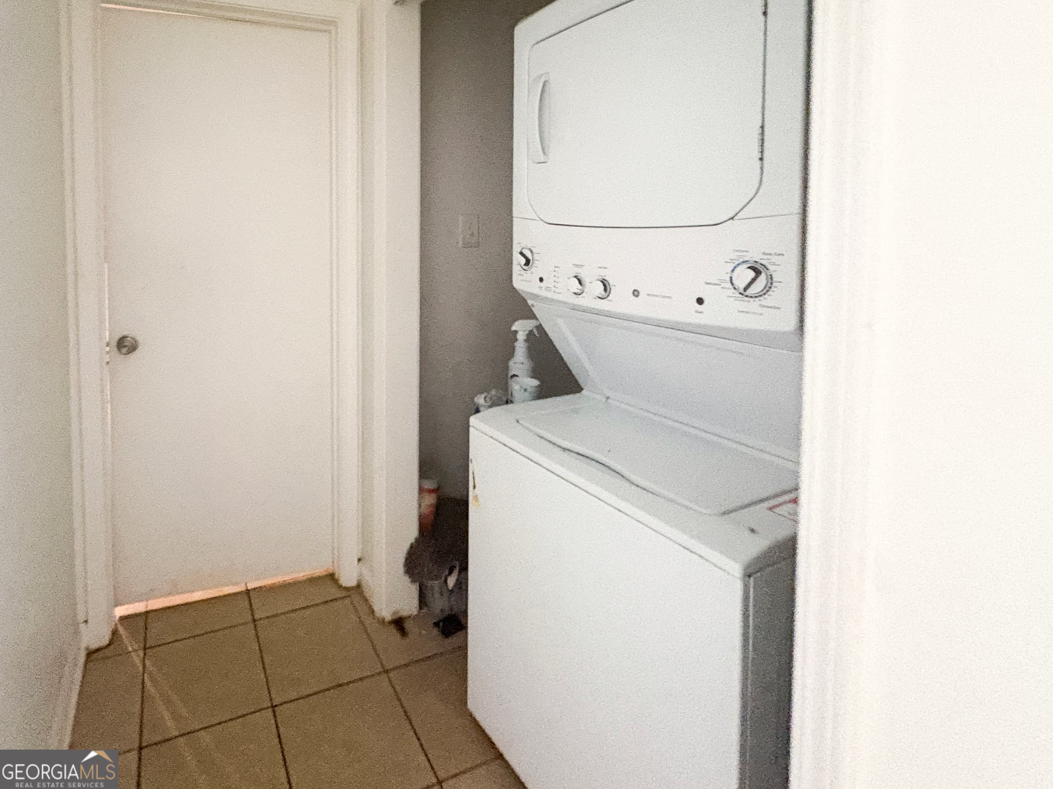 3 bedroom, 3 bathroom, 1,313 sq ft townhouse for sale at 660 Browning Lane, Conyers, GA 30013 — photo 8