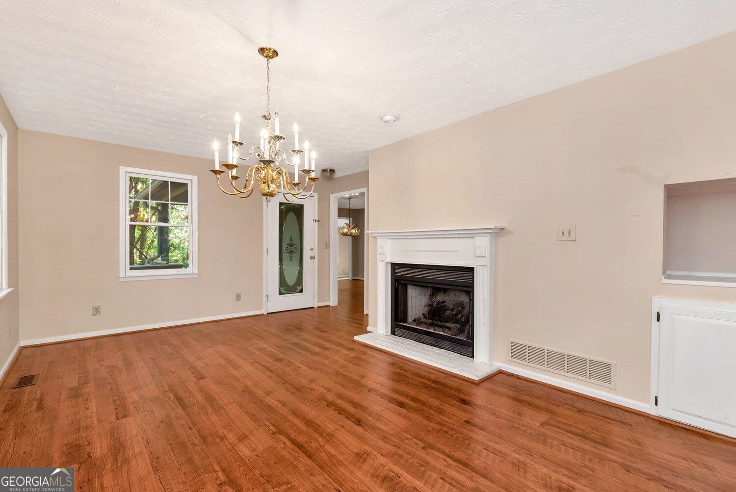 3 bedroom, 3.5 bathroom, 3,666 sq ft single family residence for sale at 325 Muir Drive, Sautee Nacoochee, GA 30571 — photo 8