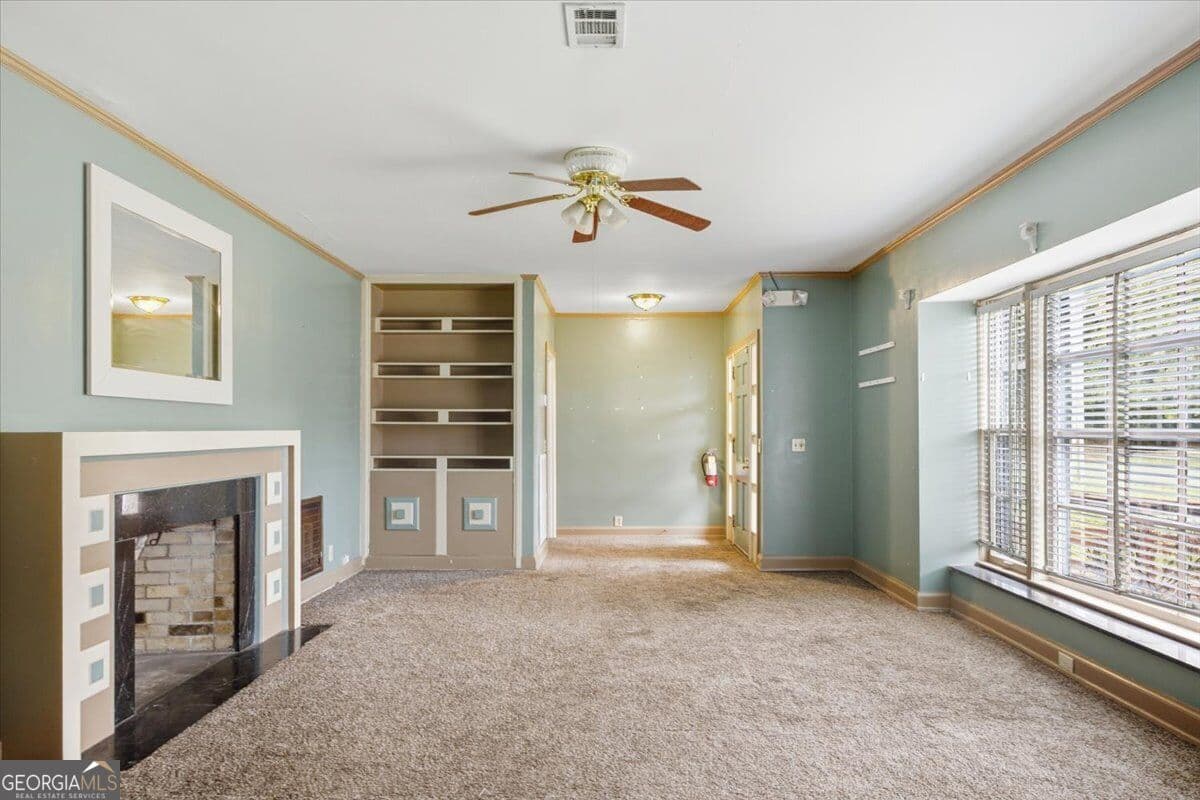 3 bedroom, 2 bathroom, 1,931 sq ft single family residence under contract at 308 S Cherokee Street, Lafayette, GA 30728 — photo 2