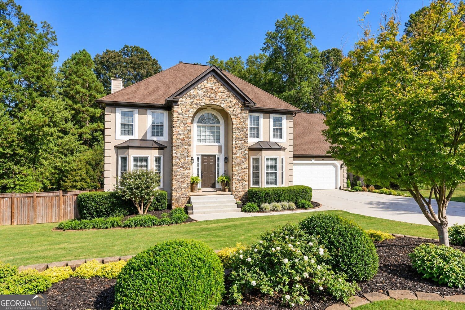 4 bedroom, 3.5 bathroom, 4,148 sq ft single family residence for sale at 1085 Grand Oaks Glen, Marietta, GA 30064