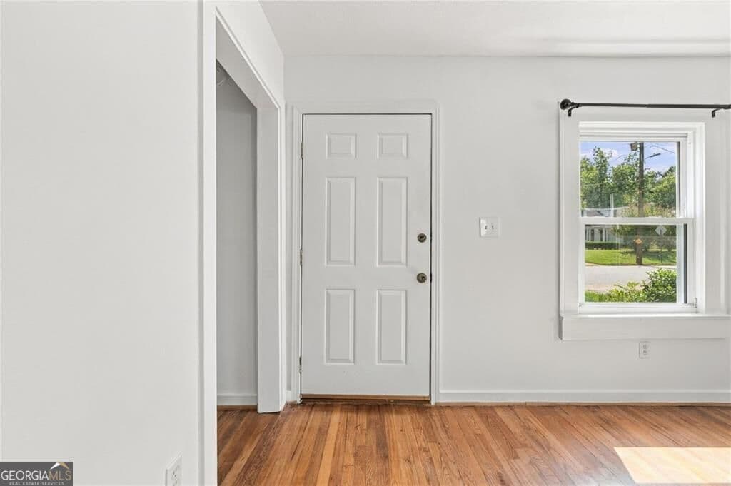 2 bedroom, 1.5 bathroom, 1,488 sq ft single family residence for rent at 1666 May Avenue, Atlanta, GA 30316 for $2,600 a month — photo 3