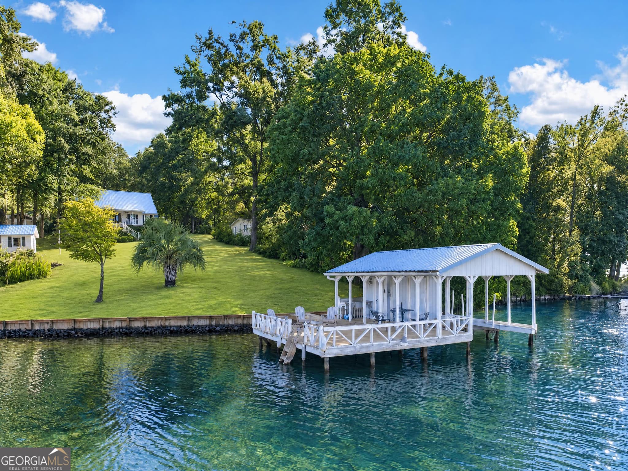 3 bedroom, 2 bathroom, 1,563 sq ft single family residence for sale at 108A Little River Court, Eatonton, GA 31024 — photo 2