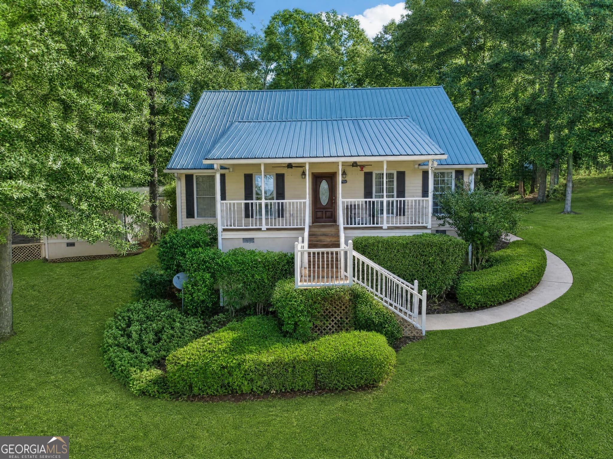 3 bedroom, 2 bathroom, 1,563 sq ft single family residence for sale at 108A Little River Court, Eatonton, GA 31024 — photo 6