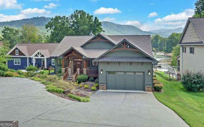 3 bedroom, 3.5 bathroom, 4,348 sq ft single family residence for sale at 577 Beech Cove Drive, Hiawassee, GA 30546 — photo 3