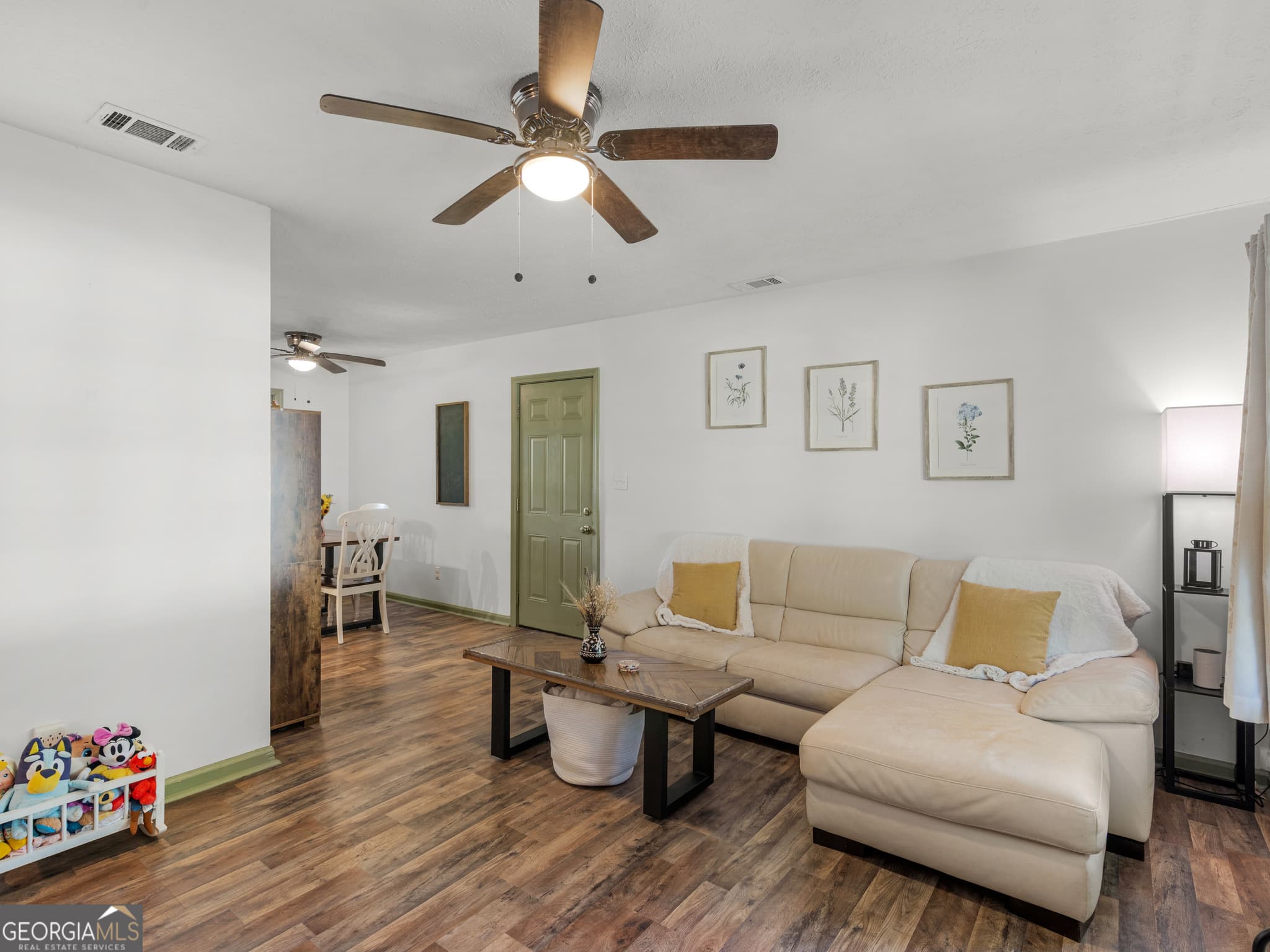 3 bedroom, 1.5 bathroom, 1,075 sq ft single family residence for sale at 3790 Sweetbriar Circle, Lithia Springs, GA 30122 — photo 2