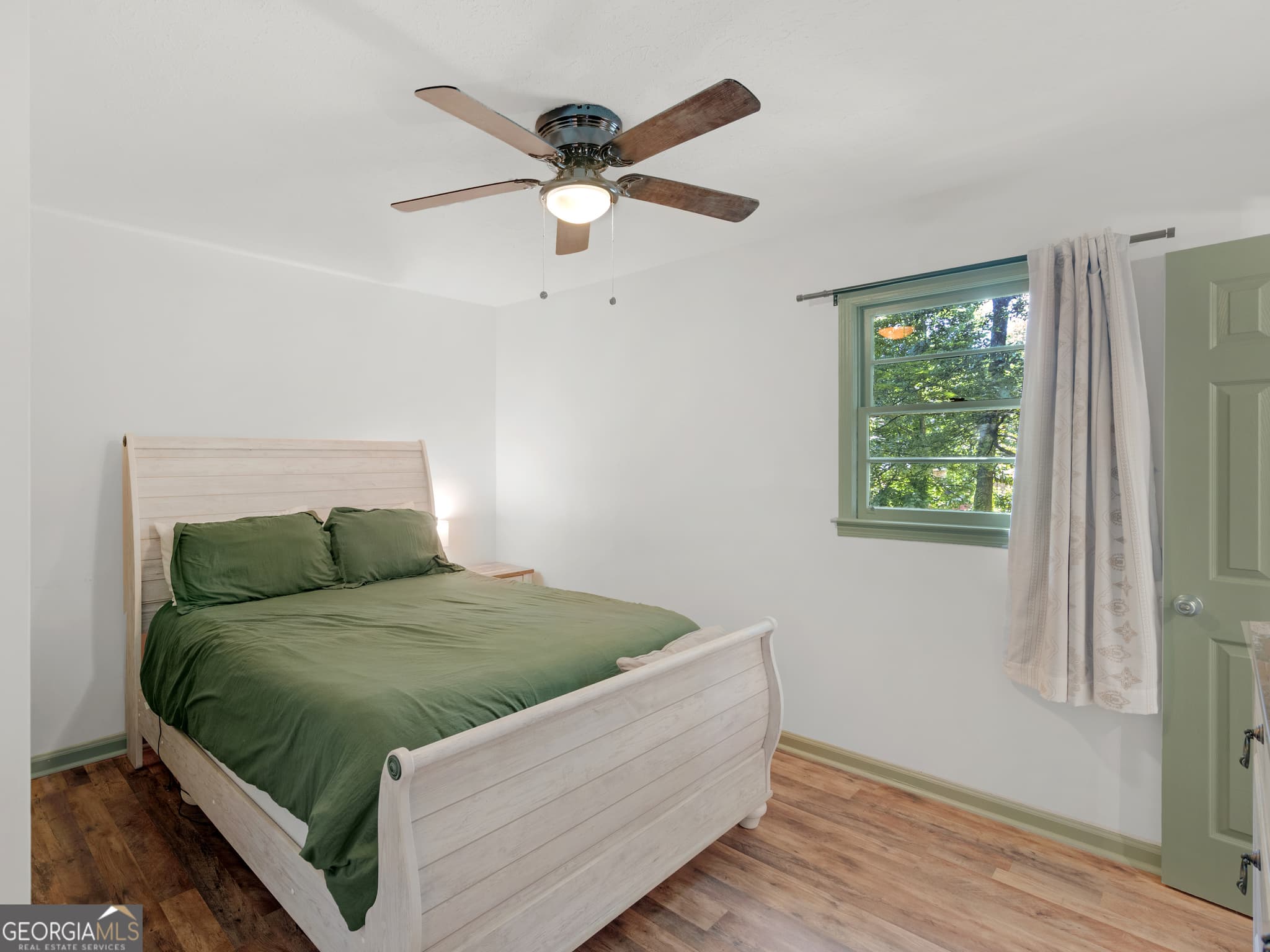 3 bedroom, 1.5 bathroom, 1,075 sq ft single family residence for sale at 3790 Sweetbriar Circle, Lithia Springs, GA 30122 — photo 8