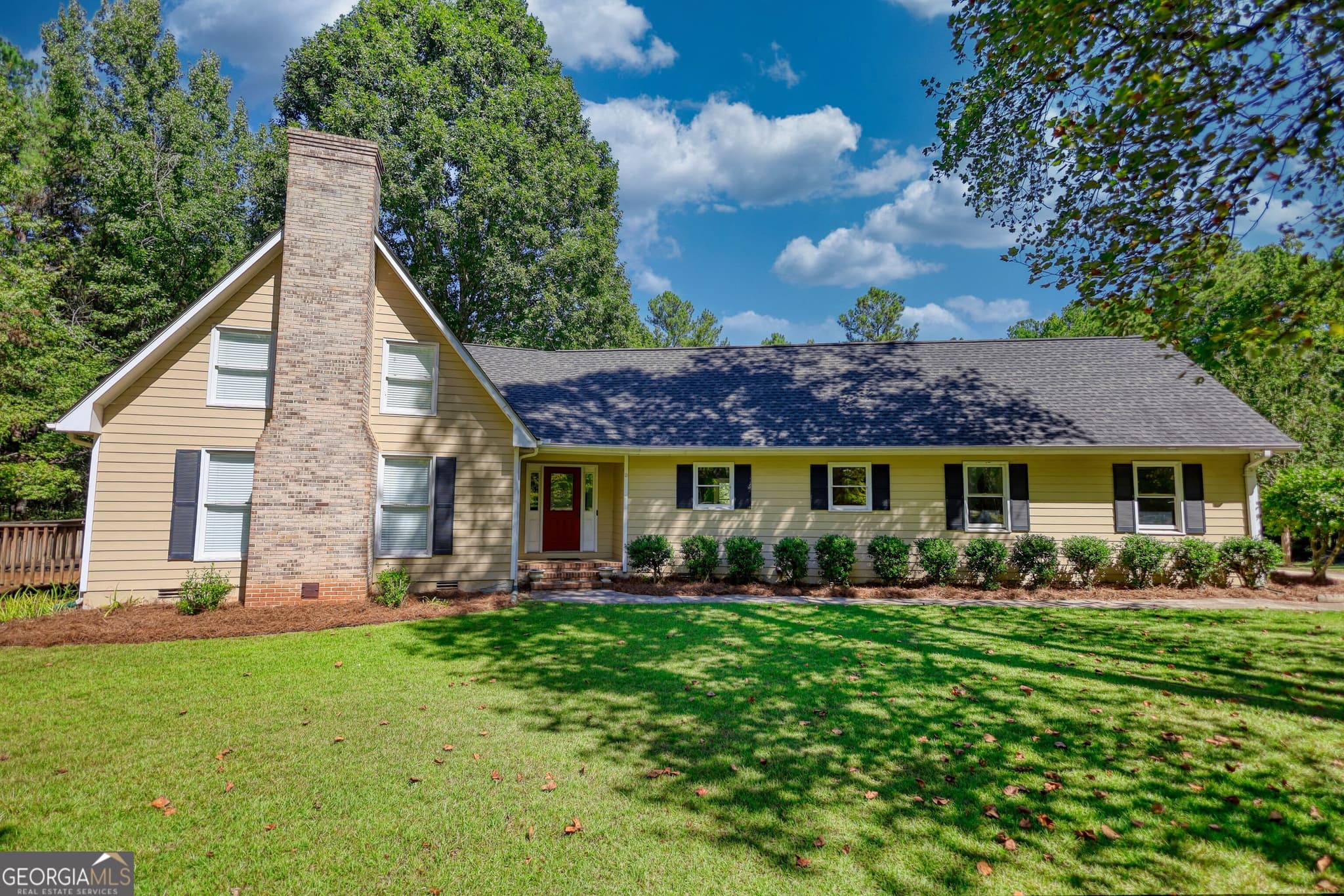 3 bedroom, 2.5 bathroom, 2,109 sq ft single family residence for sale at 1611 Tappan Spur Road, Watkinsville, GA 30677