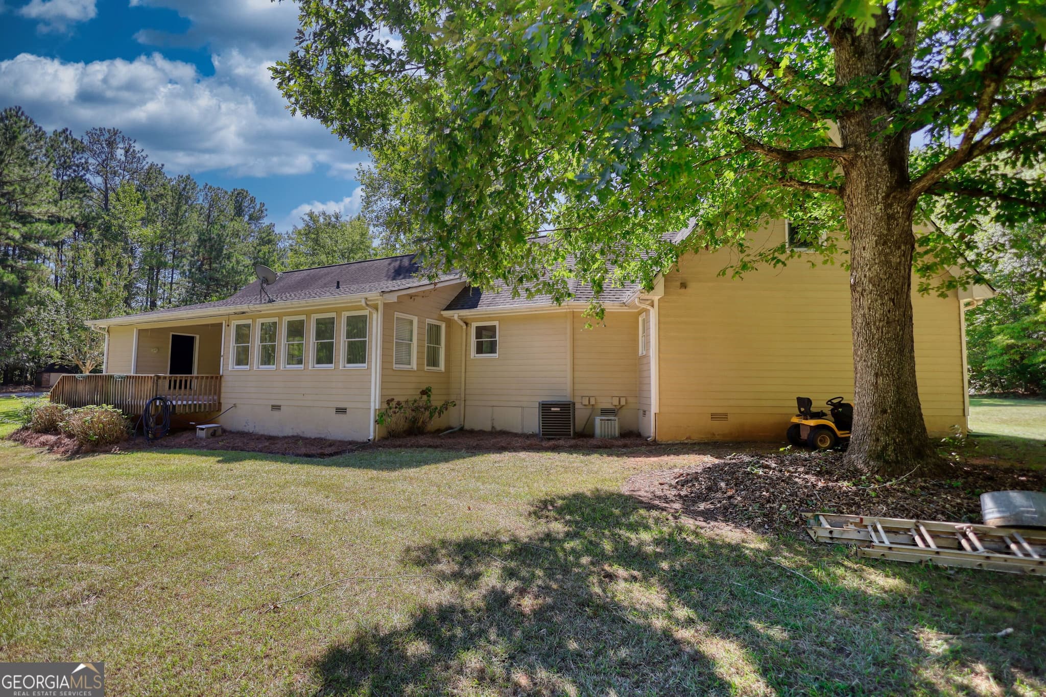 3 bedroom, 2.5 bathroom, 2,109 sq ft single family residence for sale at 1611 Tappan Spur Road, Watkinsville, GA 30677 — photo 5