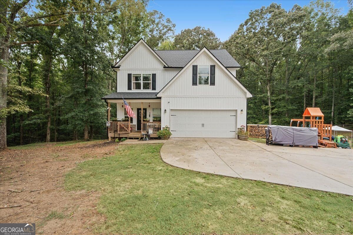 5 bedroom, 3.5 bathroom, 2,920 sq ft single family residence for sale at 206 Snooky Drive, Dallas, GA 30157