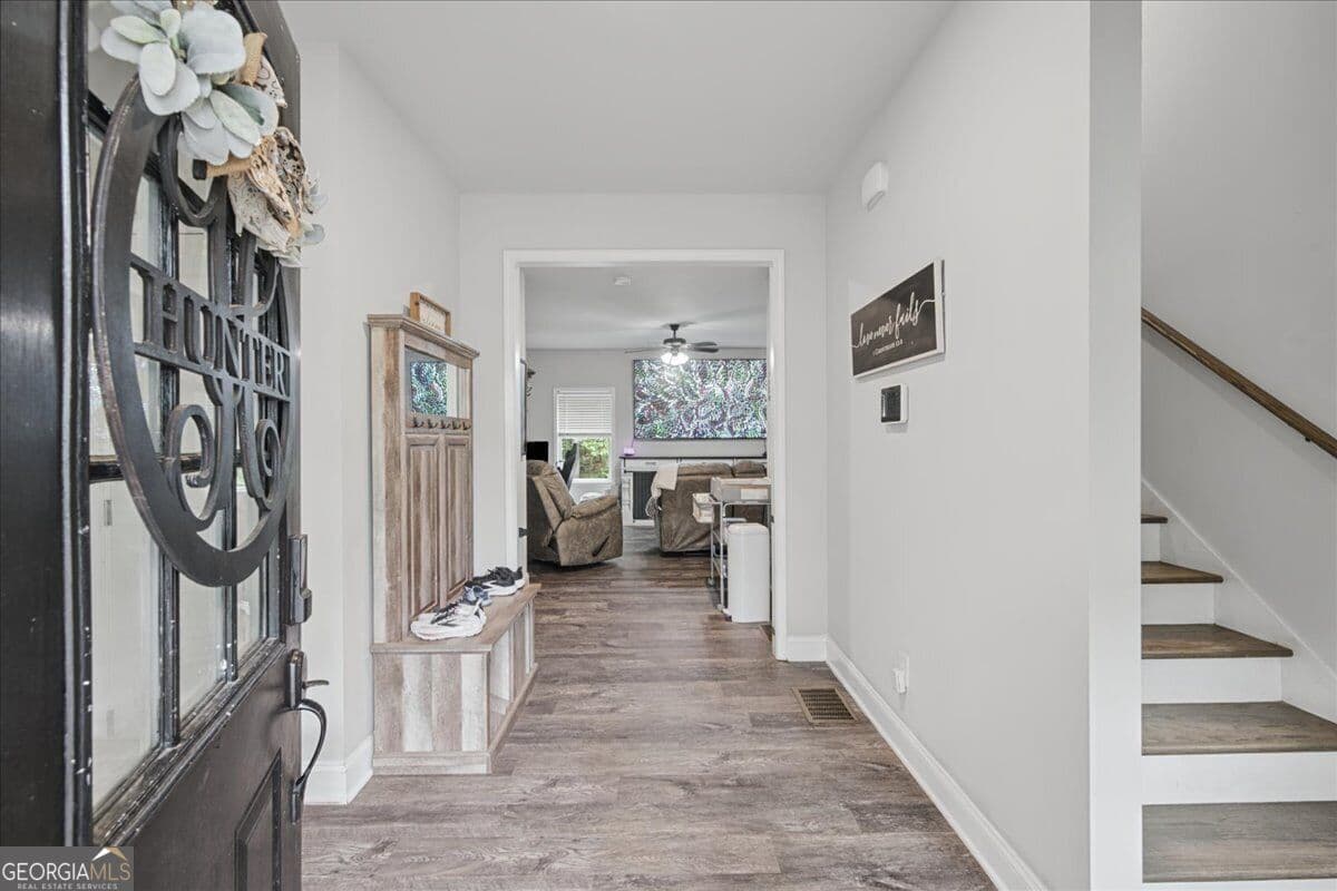 5 bedroom, 3.5 bathroom, 2,920 sq ft single family residence for sale at 206 Snooky Drive, Dallas, GA 30157 — photo 8