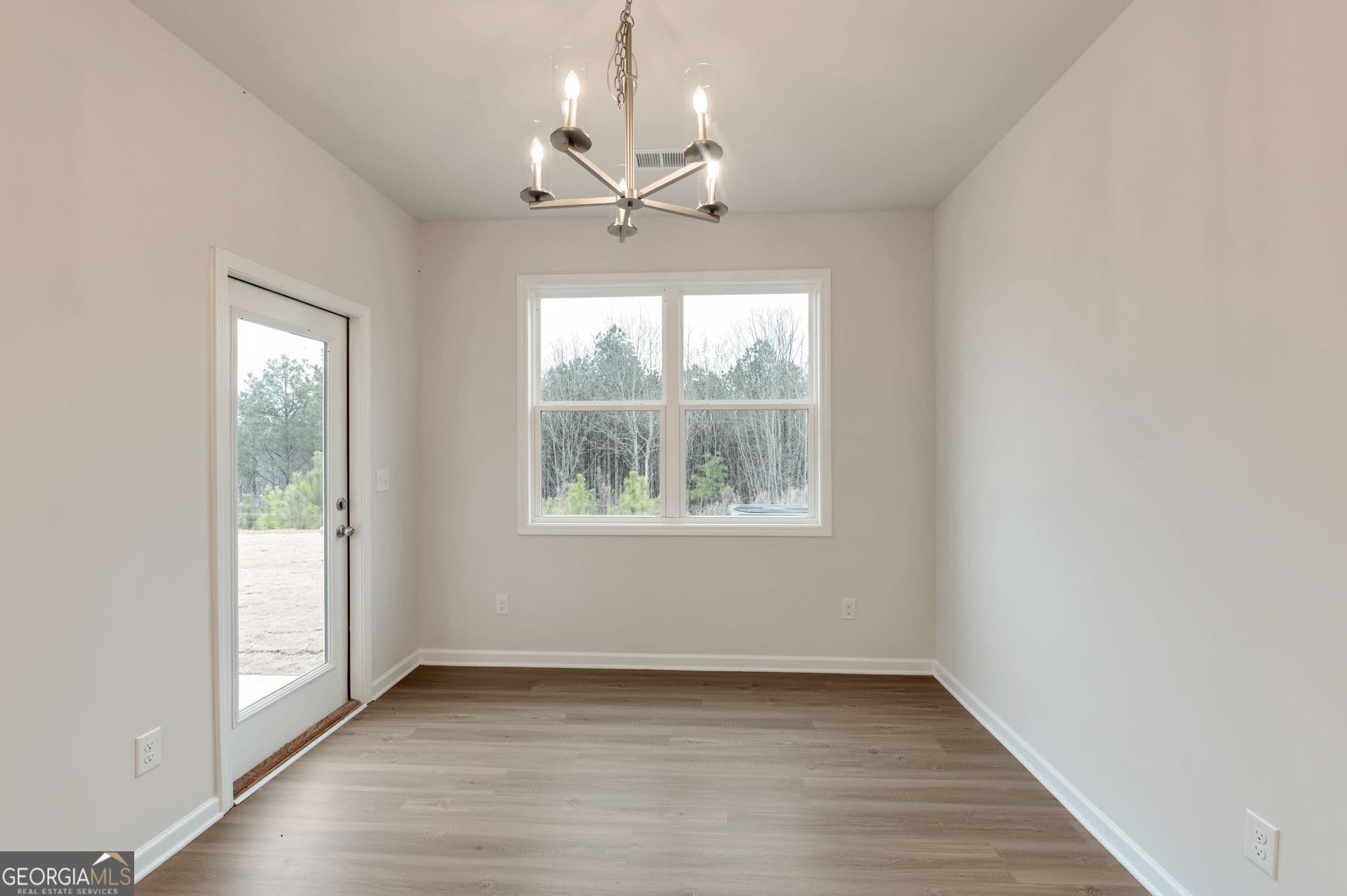 3 bedroom, 2.5 bathroom, 1,887 sq ft single family residence for sale at 160 Millers Lane, Calhoun, GA 30701 — photo 8