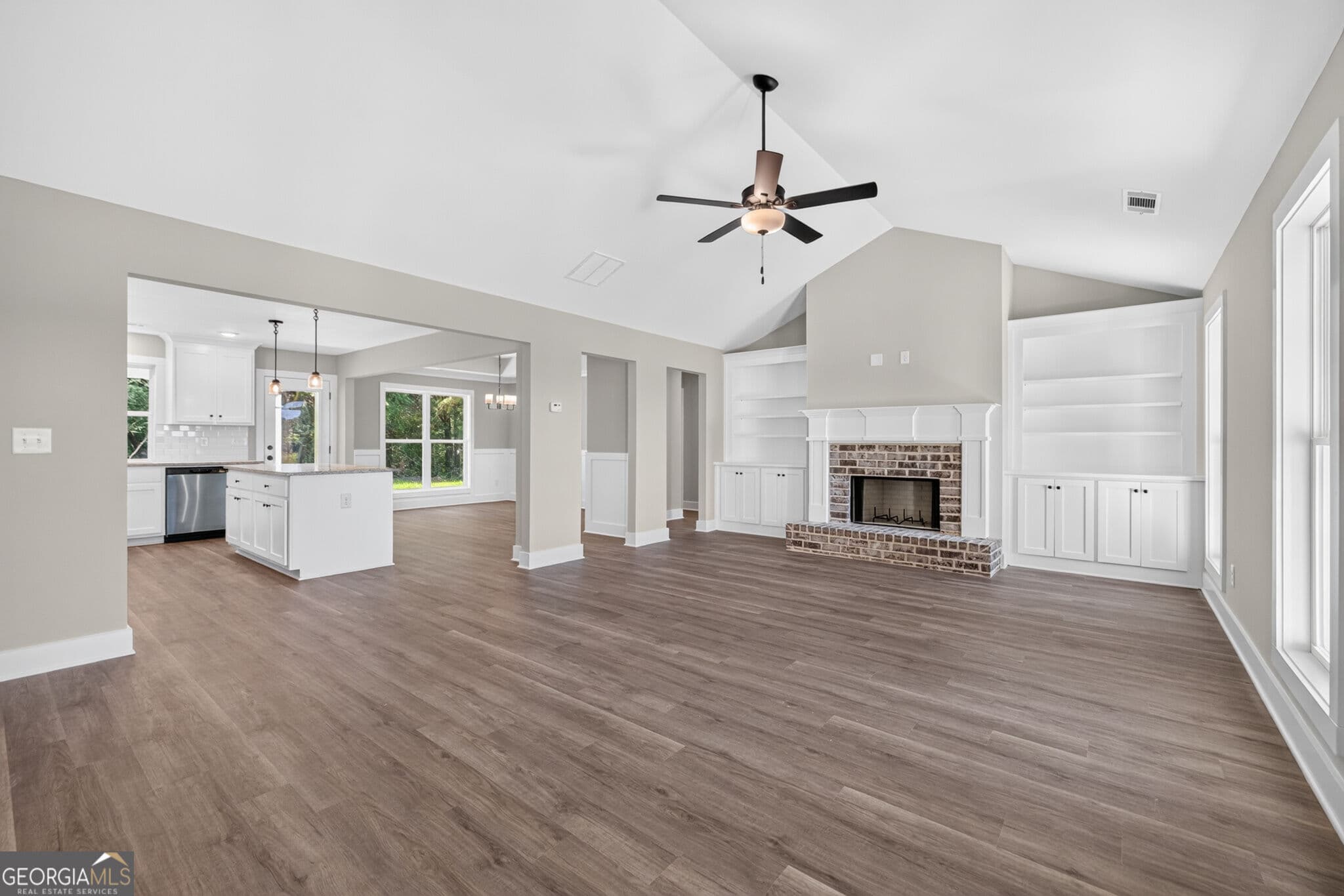 3 bedroom, 2.5 bathroom, 2,150 sq ft single family residence for sale at 468 Roper Road, Canon, GA 30520 — photo 6