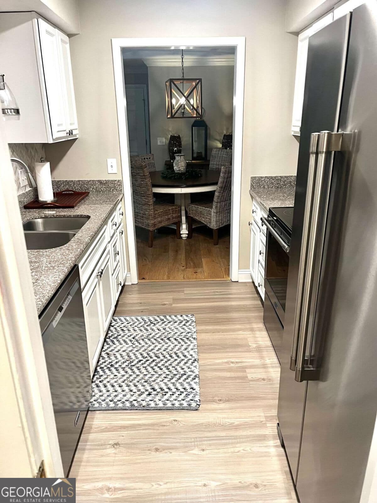 3 bedroom, 2 bathroom, 1,400 sq ft condominium for rent at 2513 Demere Road 6, St. Simons, GA 31522 for $3,995 a month — photo 10