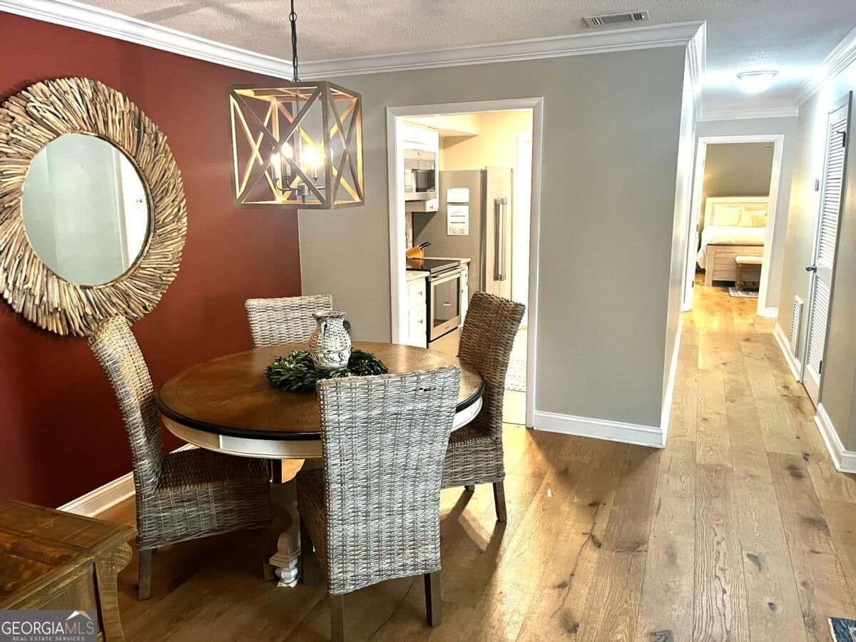 3 bedroom, 2 bathroom, 1,400 sq ft condominium for rent at 2513 Demere Road 6, St. Simons, GA 31522 for $3,995 a month — photo 8
