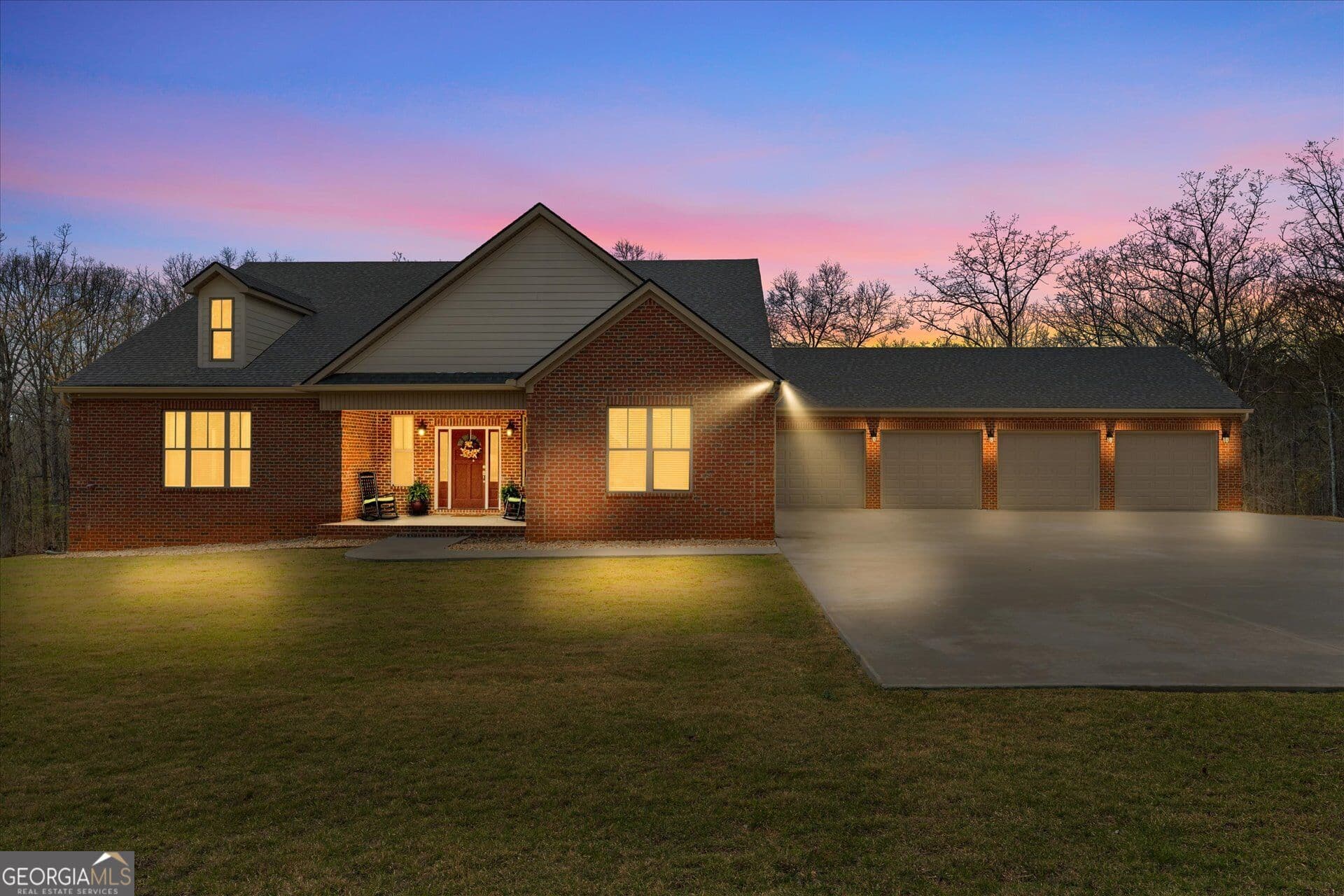 7 bedroom, 5 bathroom, 6,067 sq ft single family residence for sale at 733 Cherry Road, Franklin, GA 30217 — photo 2