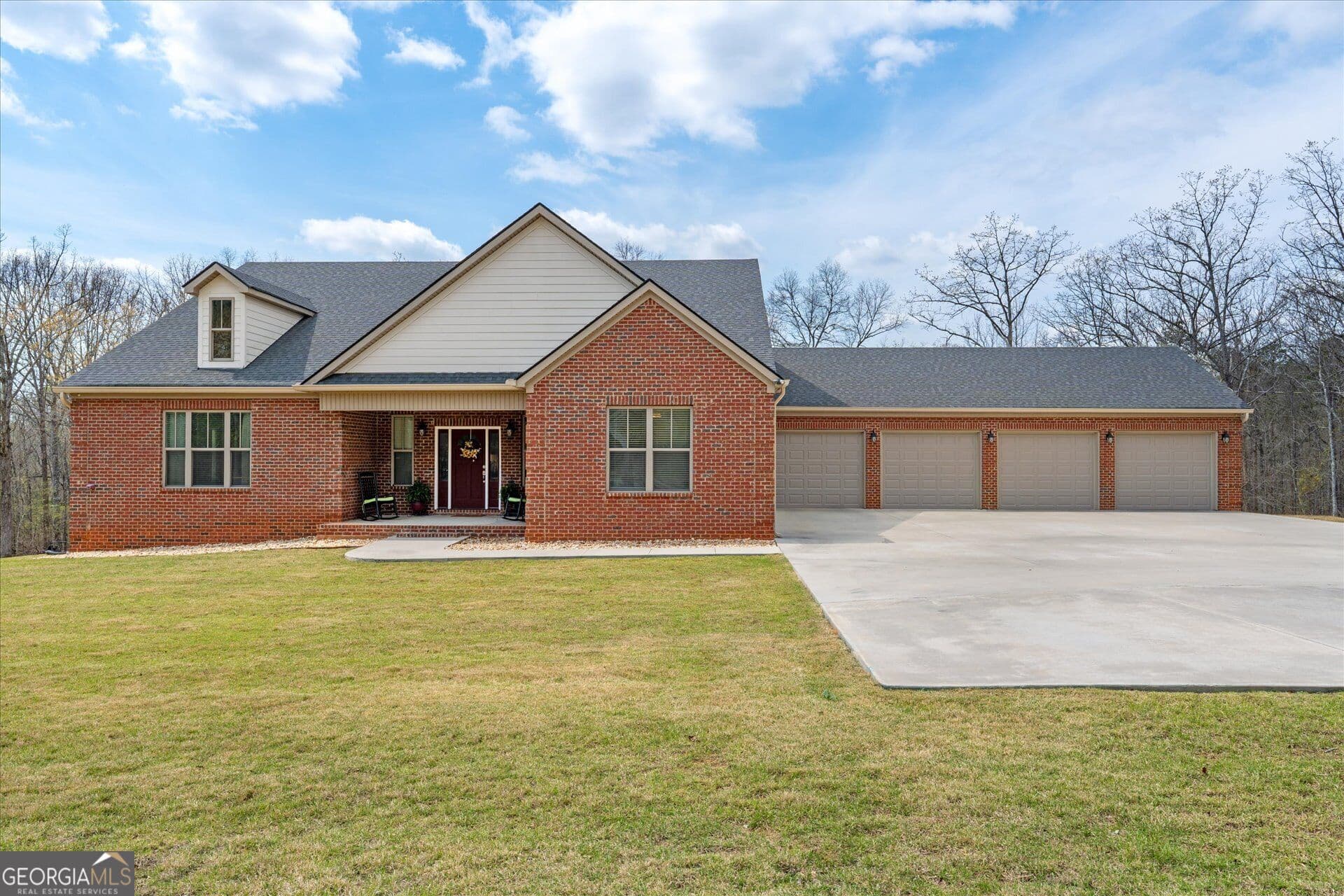 7 bedroom, 5 bathroom, 6,067 sq ft single family residence for sale at 733 Cherry Road, Franklin, GA 30217 — photo 5