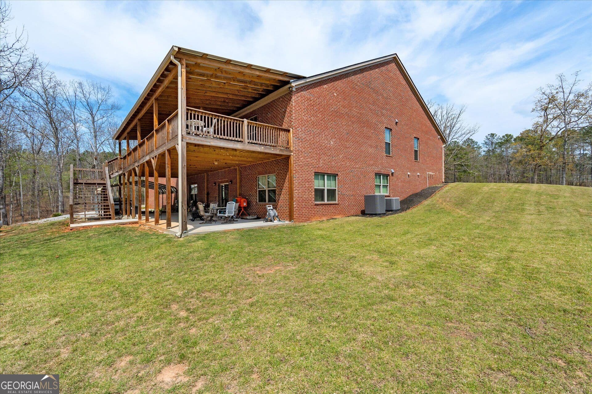 7 bedroom, 5 bathroom, 6,067 sq ft single family residence for sale at 733 Cherry Road, Franklin, GA 30217 — photo 9